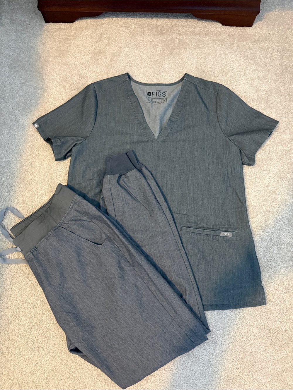 Figs M tall technical Collection scrubs.